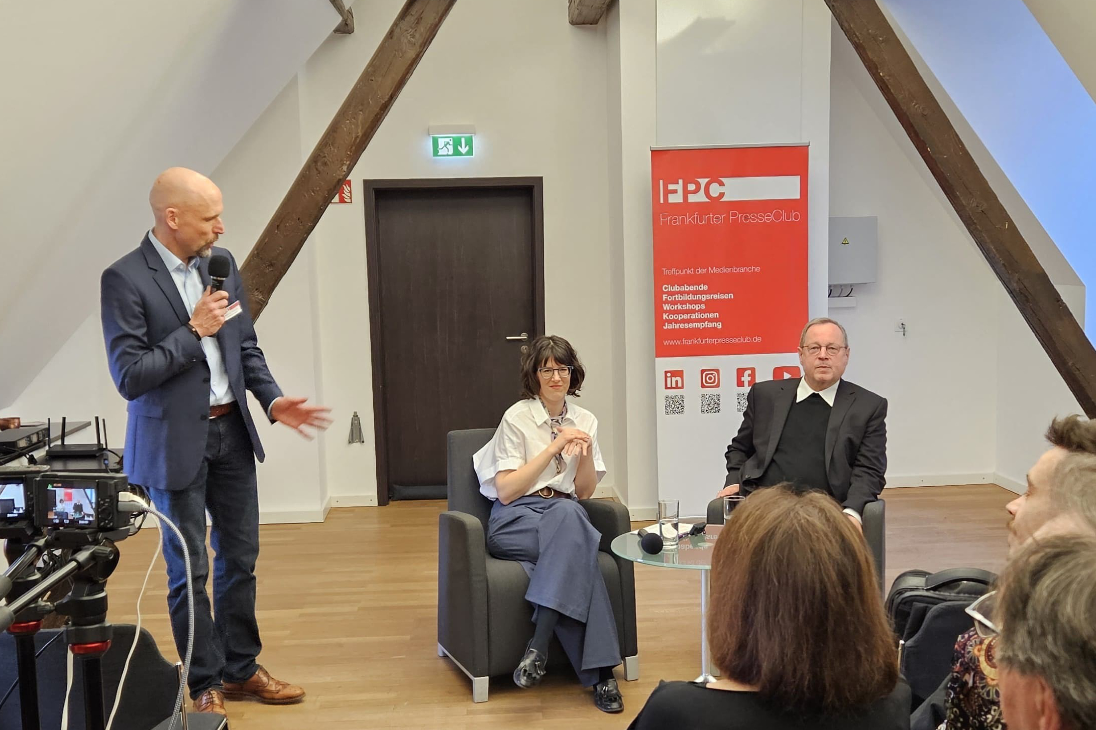 Vertrauensverlust, Reformdebatten, Mitgliederschwund – Limburger Bischof Georg Bätzing zu Gast im FPC