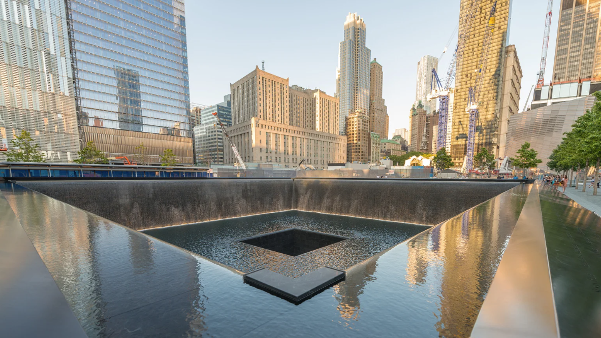Fotoausstellung „25 Jahre 9/11”