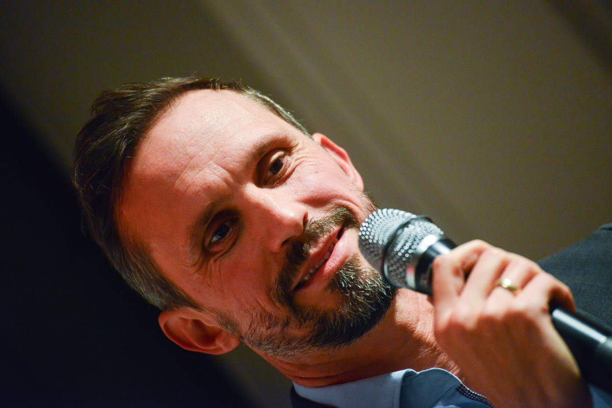 Frankfurt am Main, 26.09.2022, Stadtteil Westend, Ulmenstrasse 20, Frankfurter-Presseclub (FPC), Clubabend, Der neue Intendant des hr, Florian Hager, im FPC zu Gast. Er wird im Gespräch mit Carsten Knop eine erste Zwischenbilanz ziehen, einen Ausblick auf seine weiteren Pläne geben und die Situation der ARD einschätzen. (c) FOTO: Rainer Rüffer (Rueffer)