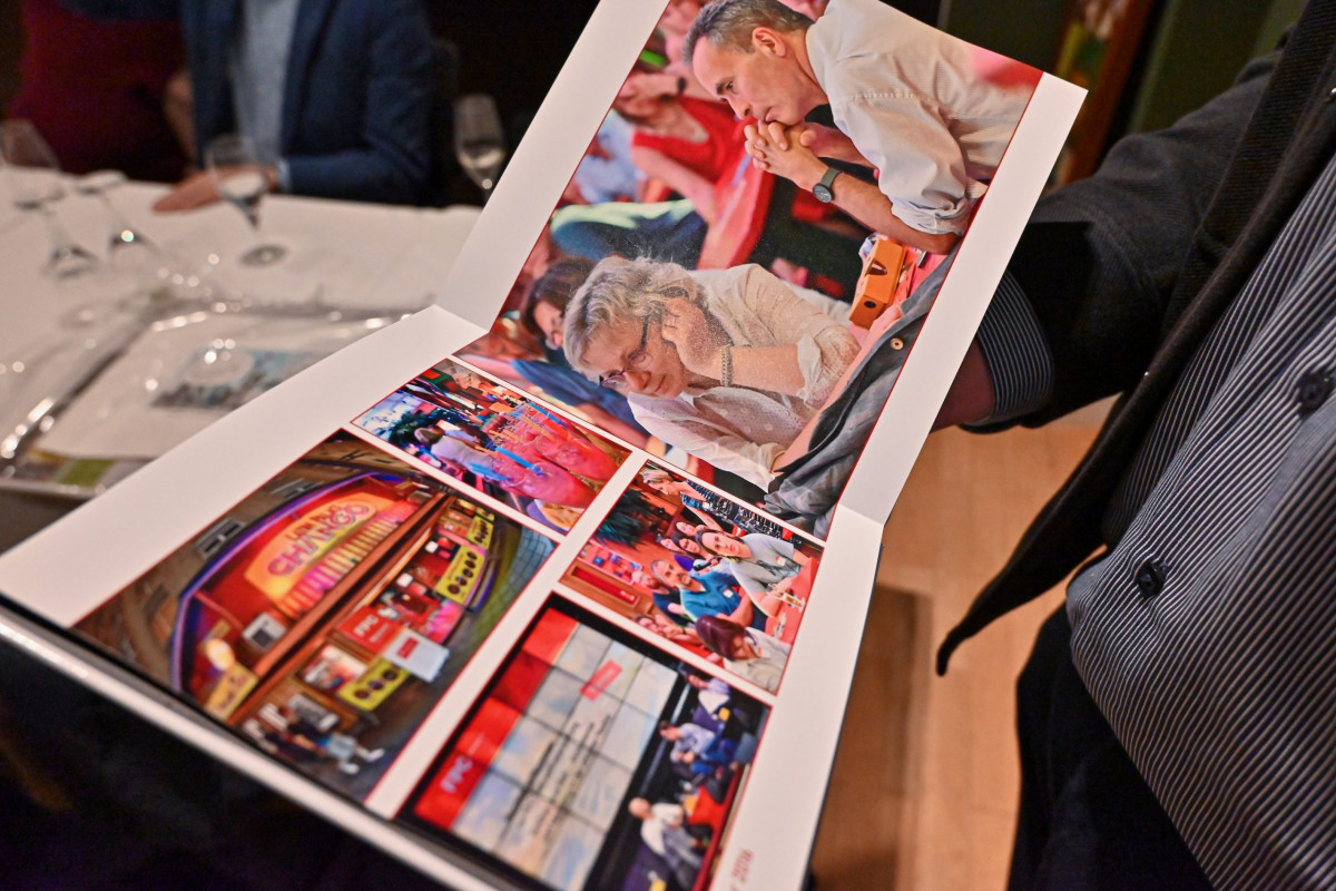 Frankfurt am Main, 28.10.2024, Stadtteil Westend, Ulmenstrasse 20, Frankfurter-Presseclub (FPC), Text der Einladung: "Nach fast 30 Jahren Engagement im FPC verabschieden wir uns nun von Nikolaus Münster. Im Namen des gesamten Vorstands und der Geschäftsstelle laden wir Sie herzlich ein, zu diesem Anlass mit uns anzustoßen und Nikolaus Münster die besten Wünsche für den „FPC-Ruhestand“ mit auf den Weg zu geben." (c) FOTO: Rainer Rüffer (Rueffer)