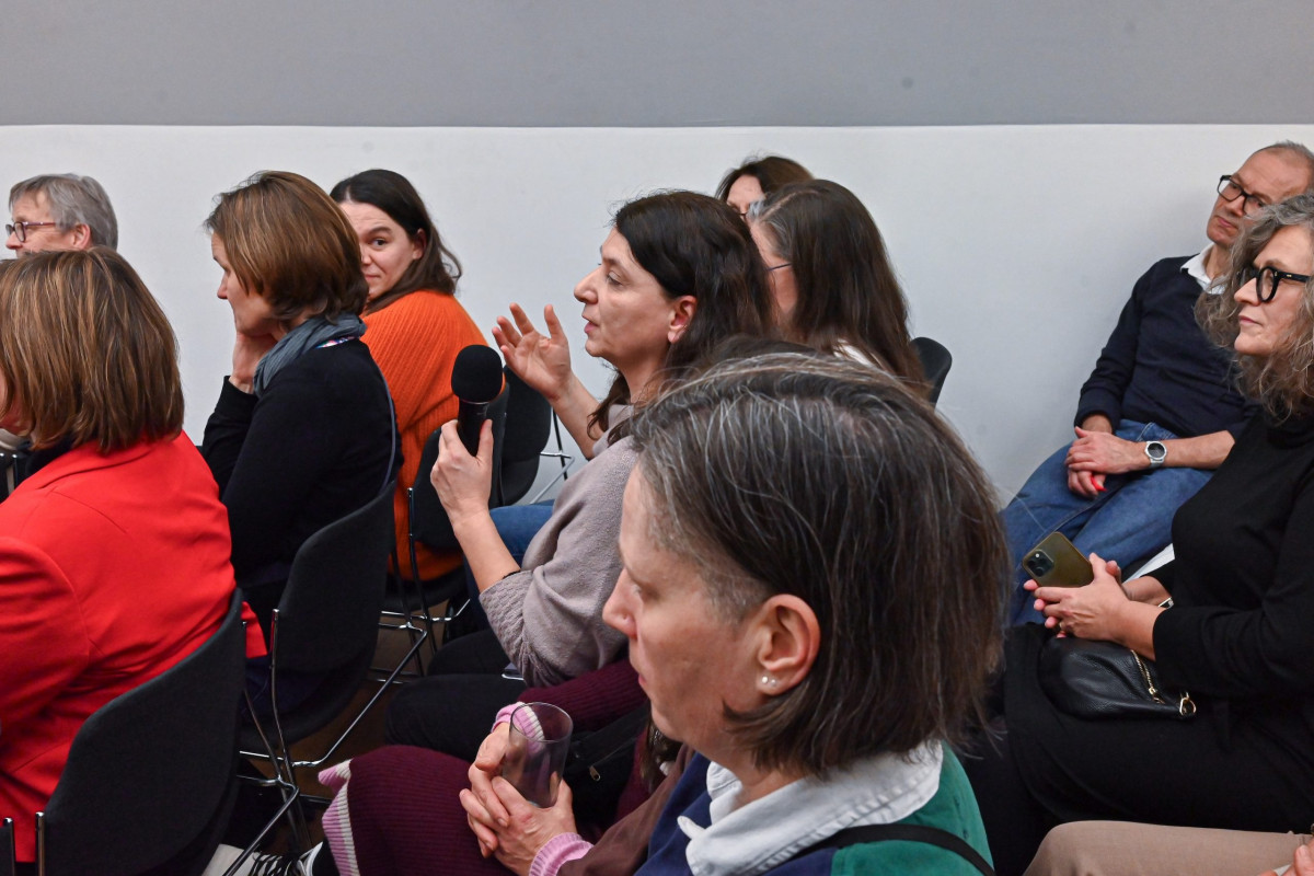 Frankfurt am Main, 21.01.2025, Stadtteil Westend, Ulmenstrasse 20, Frankfurter-Presseclub, Clubabend, Thema: "Leichte Sprache in den Medien – Chancen und Herausforderungen inklusiver Angebote". (c) FOTO: Rainer Rüffer (Rueffer)
