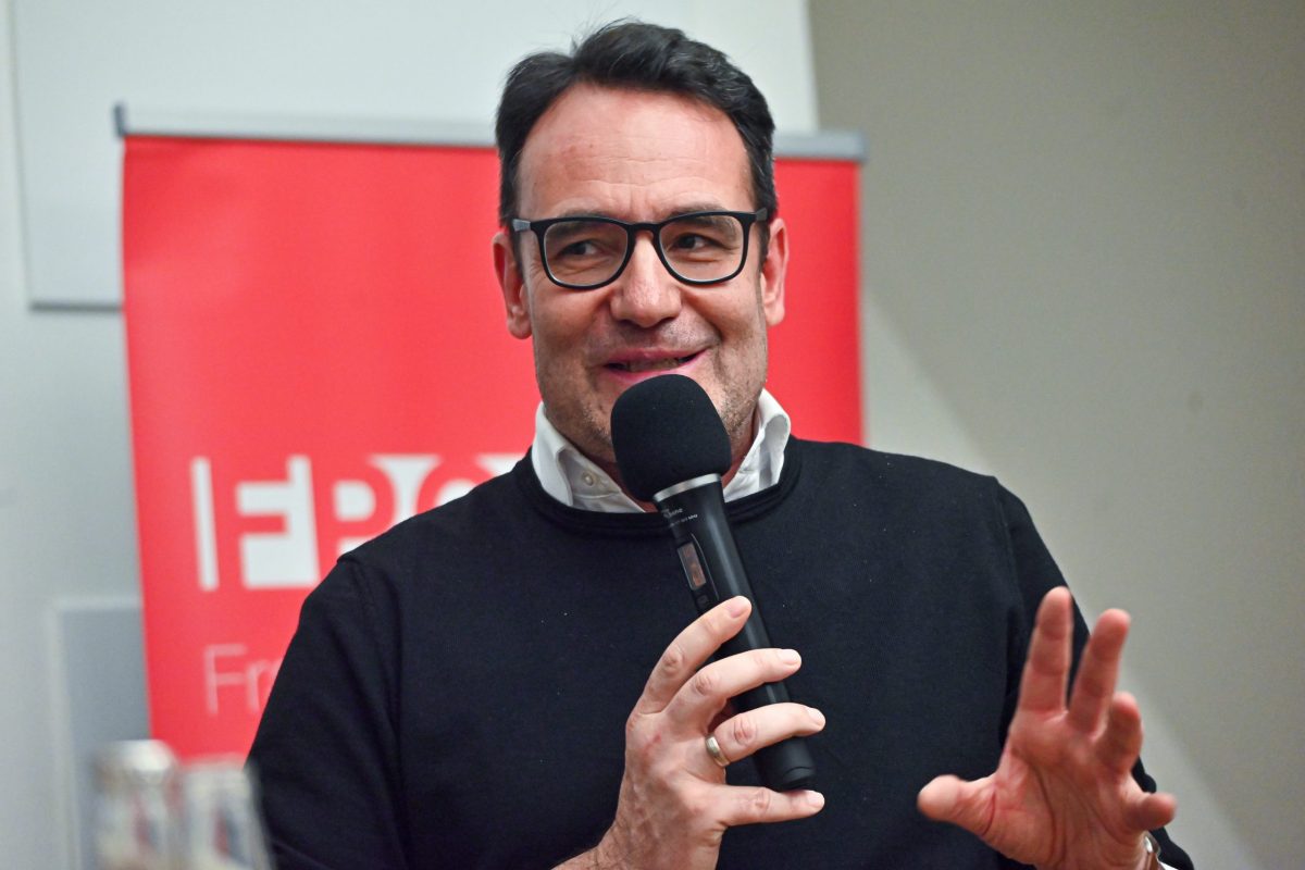 Frankfurt am Main, 04.02.2025, Stadtteil Westend, Ulmenstrasse 20, Frankfurter-Presseclub (FPC), Clubabend: Lehren aus Corona – 5 Jahre nach Beginn der Pandemie.
ZU GAST:Marcus Maurer (Professor für Kommunikationswissenschaft mit dem Schwerpunkt Politische Kommunikation am Institut für Publizistik der Johannes Gutenberg-Universität Mainz) (FOTO),
Dr. Martin Stürmer (Leiter IMD Labor Frankfurt und Dozent für Virologie an der Goethe-Universität Frankfurt am Main)
MODERATION: Karsten Frerichs (FPC Vorstandsmitglied)
(c) FOTO: Rainer Rüffer (Rueffer)