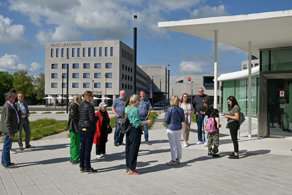 Wetzlar, 17.05.2025, Am Leitz-Park 6, 100 Jahre Leica – Frankfurter-Presseclub (FPC) Hausbesuch bei der Leica Camera AG in der Leica Welt.(c) FOTO: Rainer Rüffer (Rueffer)