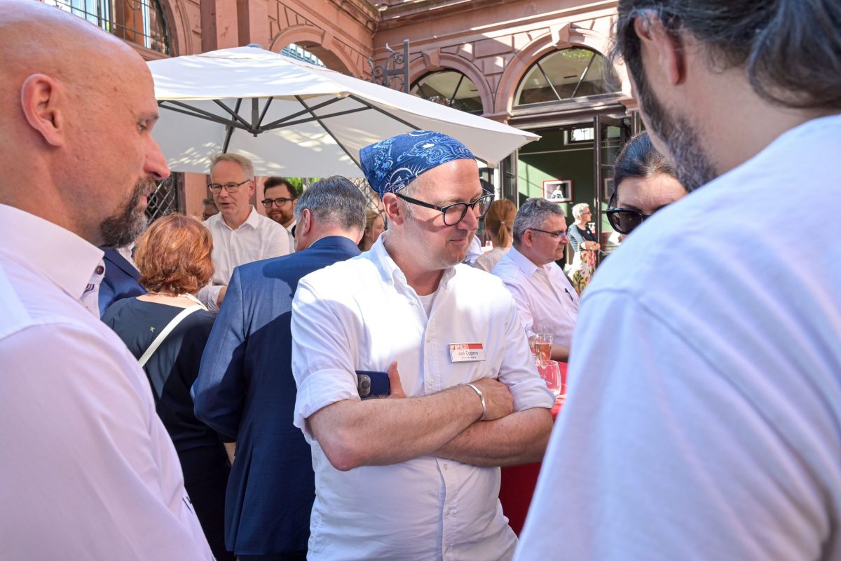 Frankfurt am Main, 04.07.2025, Stadtteil Westend, Ulmenstrasse 20, Frankfurter-Presseclub, FPC-Jahresempfang – Gastredner: Prof. Dr. Mirjam Wenzel, Direktorin des Jüdischen Museums Frankfurt. HIER: Jan Eggers (HR).(c) FOTO: Rainer Rüffer (Rueffer)