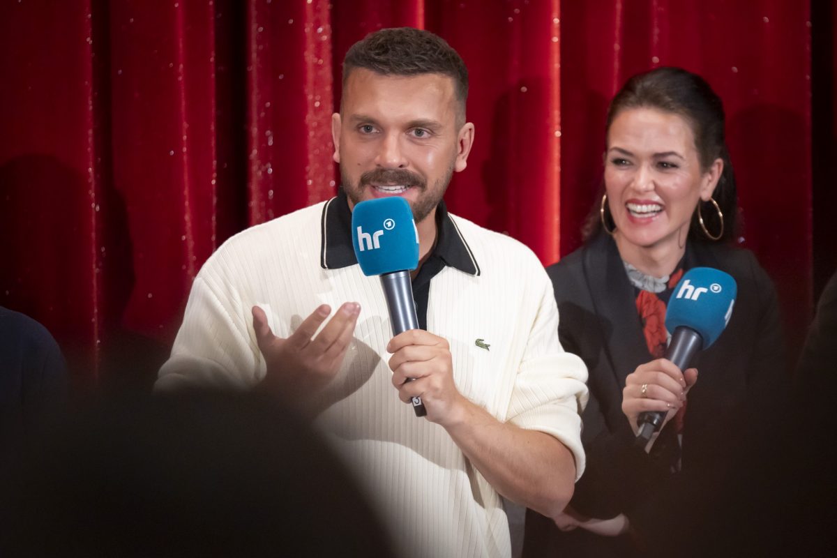 Preview „Tatort: Dunkelheit“, hr-Programmdirektorin Julia Krittian und Grußwort von Frankfurts Oberbürgermeister Mike Josef, Filmgespräch mit unserem neuen „Tatort“-Duo Melika Foroutan und Edin Hasanovic, Regisseur Stefan Schaller, Drehbuchautor Senad Halilbasic, den Produzenten Annie Schilling und Jochen Laube sowie Jörg Himstedt und Erin Högerle von der hr-Spielfilmredaktion, moderiert von Danijel Stanic, ,Massif E Kino, Frankfurt/M., 02.10.25, Foto: Tim Wegner