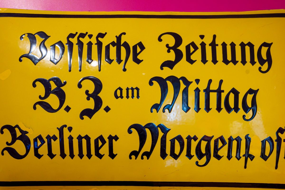 Frankfurt am Main, 08.08.2026, Stadtteil Sachsenhausen, Museumsufer, Besuch des Frankfurter-Presseclubs (FPC) im Museum für Kommunikation. (c) FOTO: Rainer Rüffer (Rueffer)